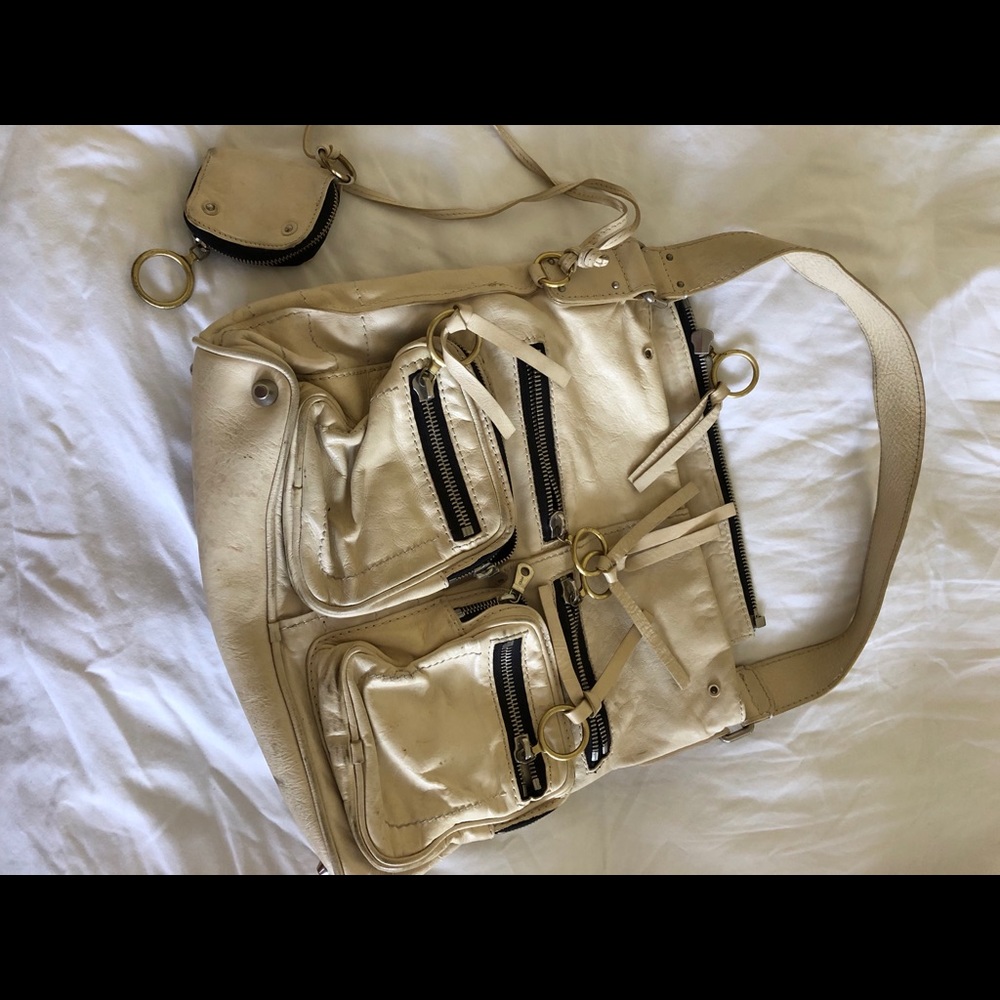 Vintage Chloe Bag, perfect for all seasons!